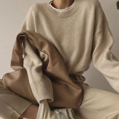 Amelia™ Cashmere Bliss Sweater | Soft & Comfy